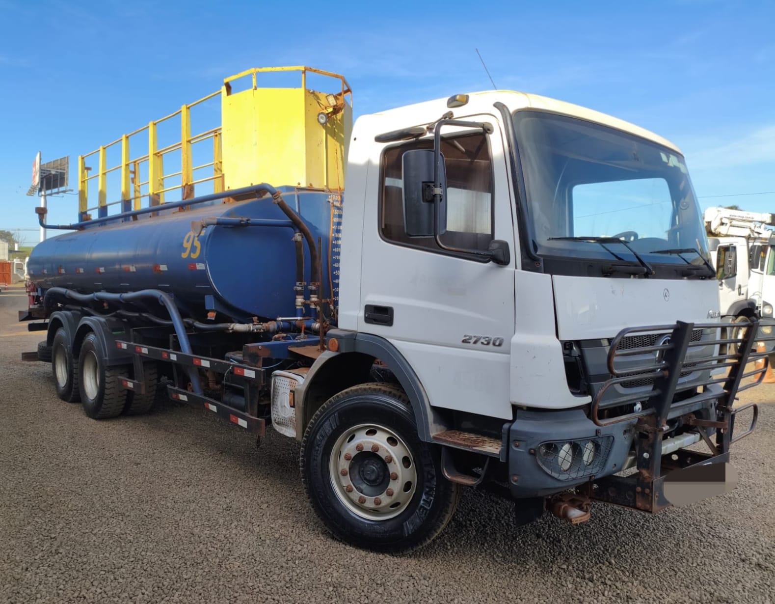 Caminhão Mercedes Benz MB 2730 2020 - Imagem 1