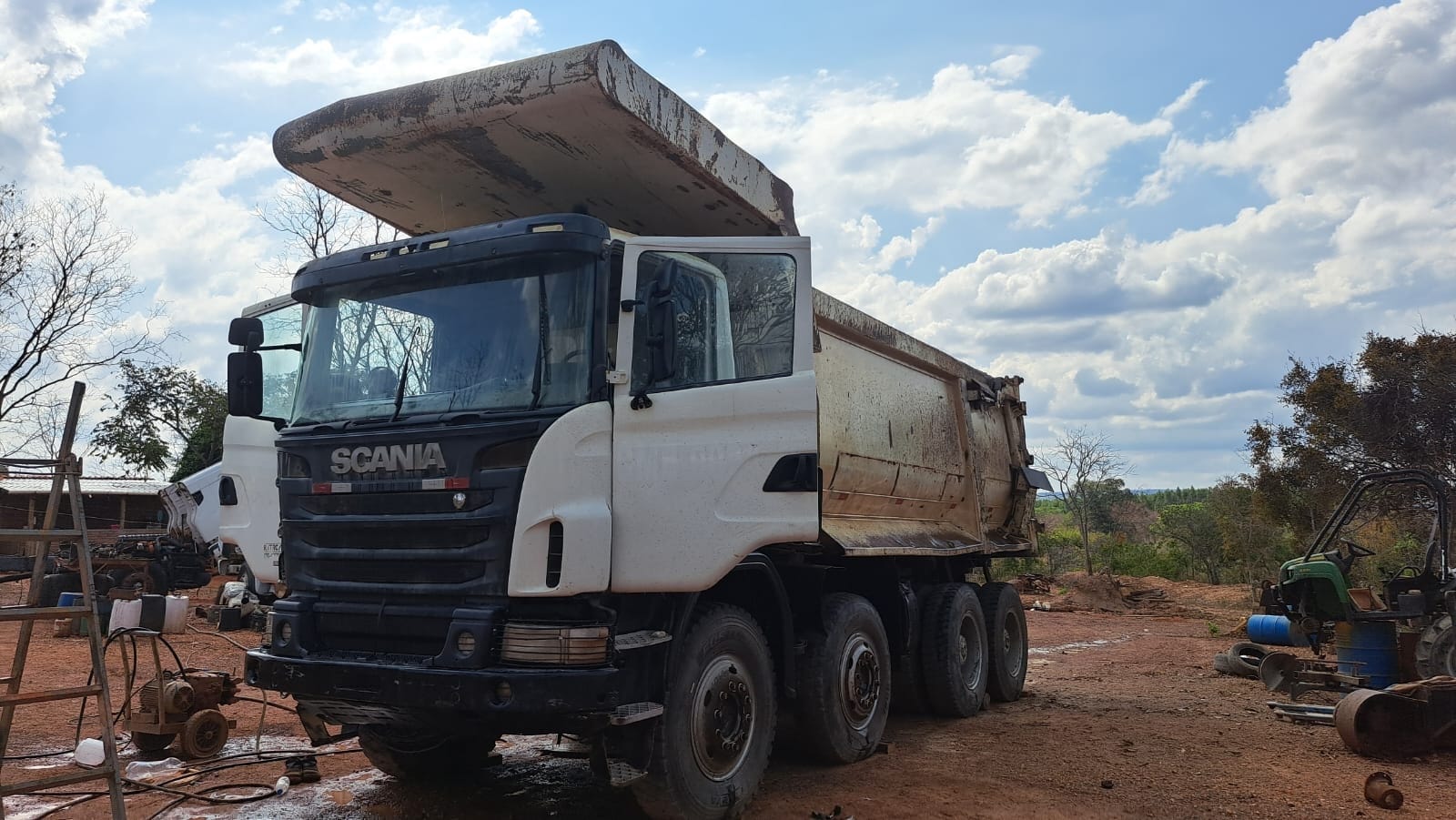 Caminhão Scania G440 2013 - Imagem 2