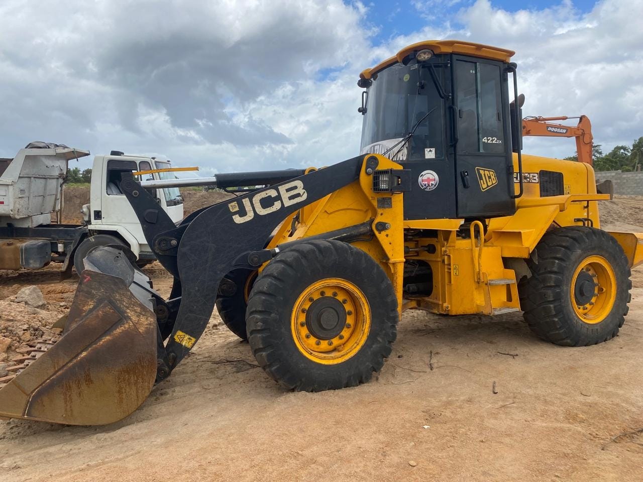 Pá Carregadeira JCB 422ZX 2022 - Imagem 1