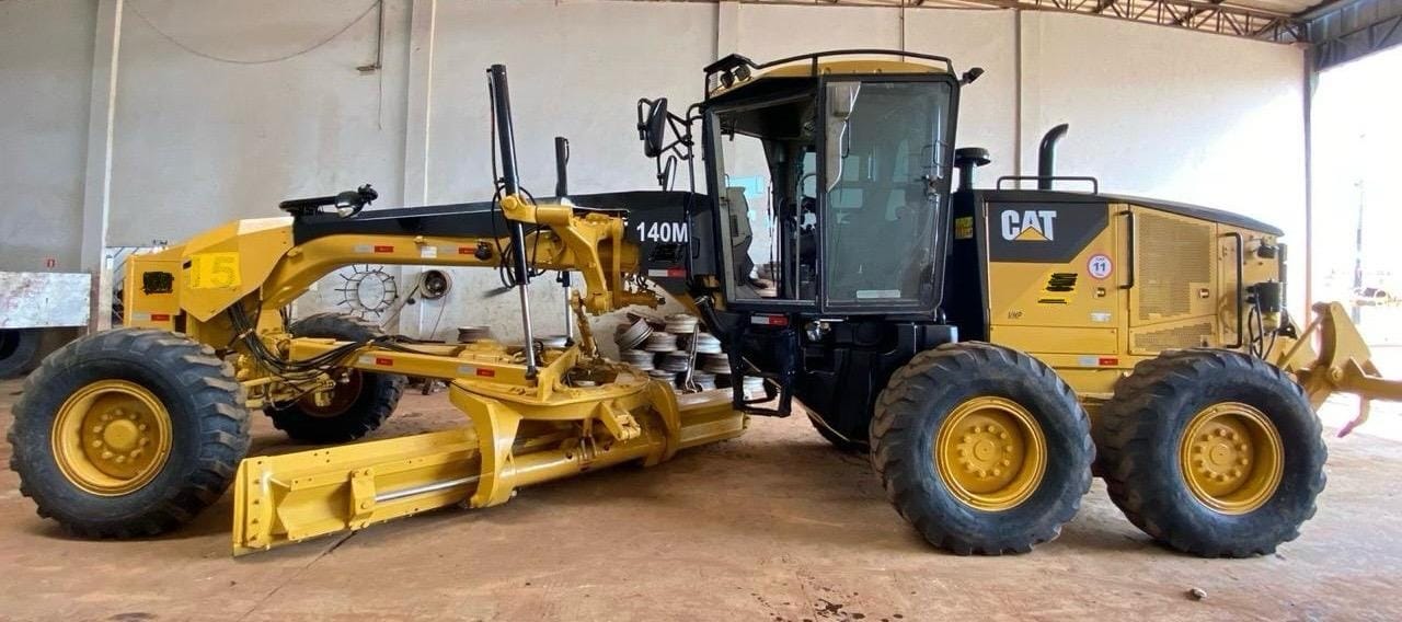 Motoniveladora Caterpillar 140M 2008 - Imagem 2