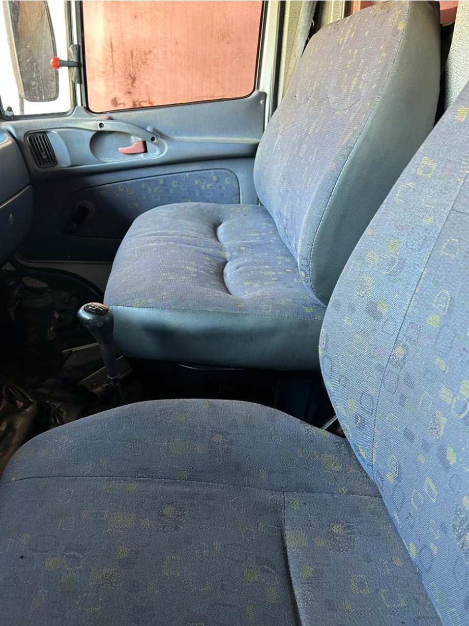 Caminhão Mercedes Benz 1418 2001 - Imagem 2