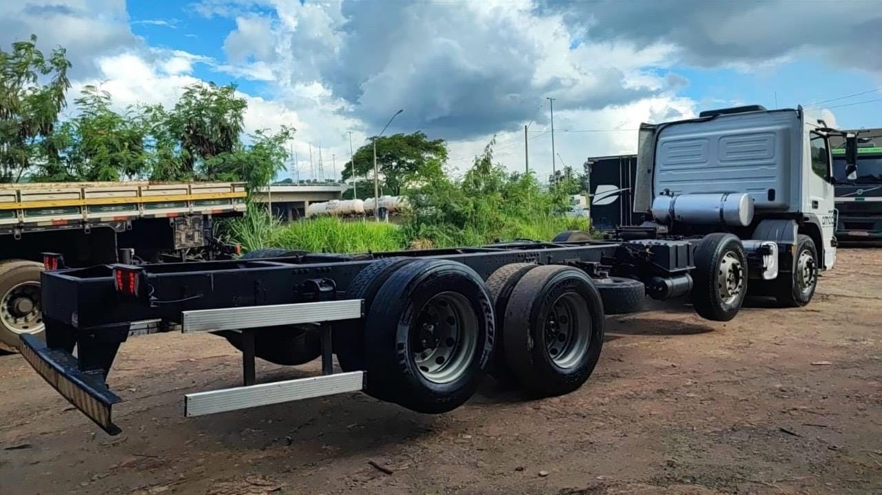 Caminhão Mercedes Benz Atego 3030 2021 - Imagem 6