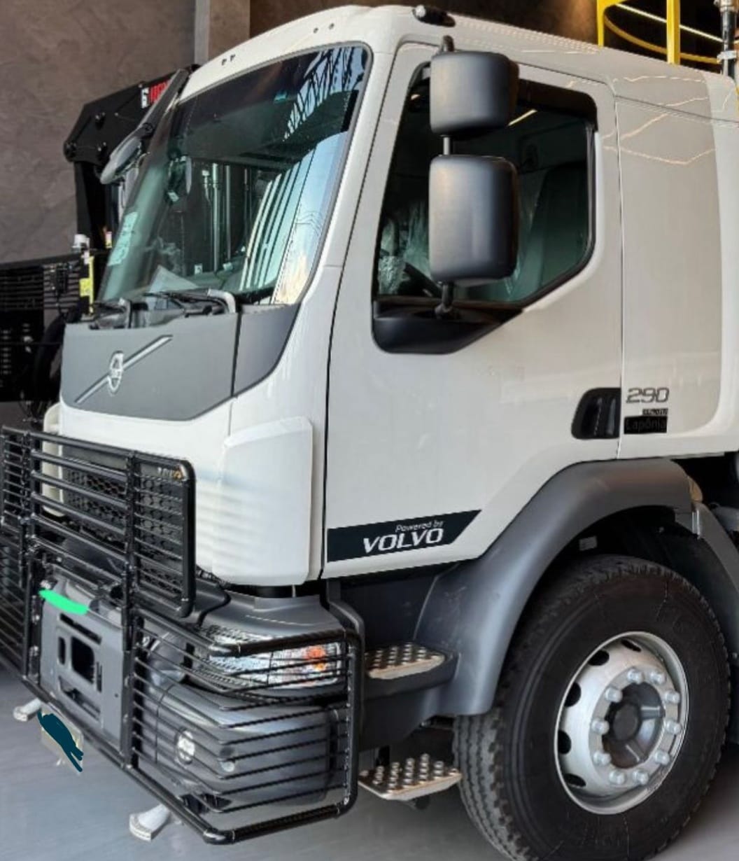 Caminhão Volvo VMX 290 2024 - Imagem 1