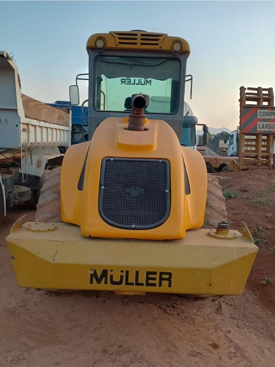 Rolo compactador Müller VAP70 2013 - Imagem 2