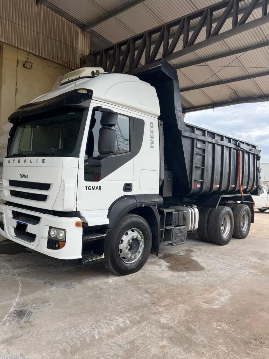 Caminhão Iveco 740S46TZ 2012 - Imagem 1