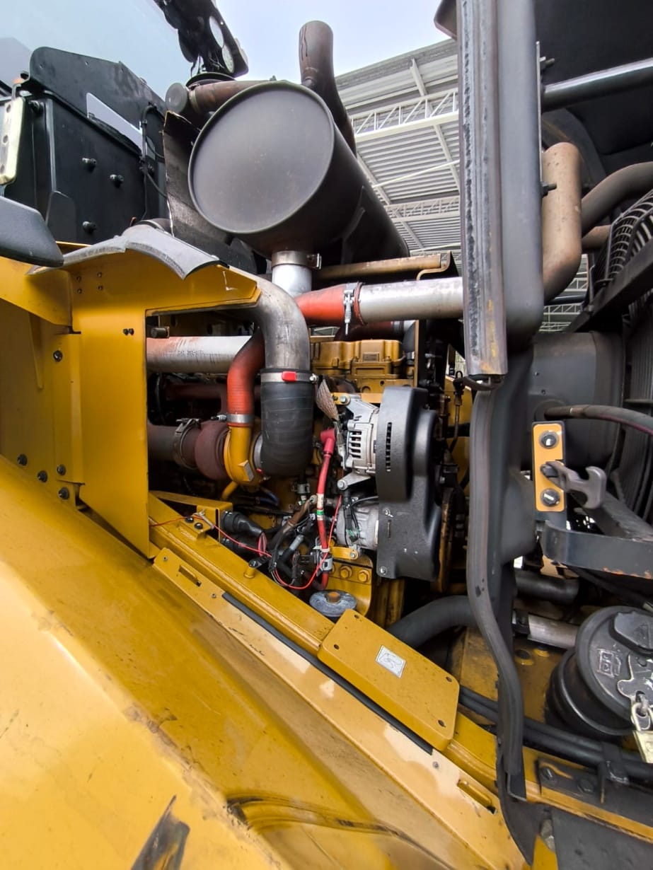 Pá Carregadeira Caterpillar 950L 2021 - Imagem 3
