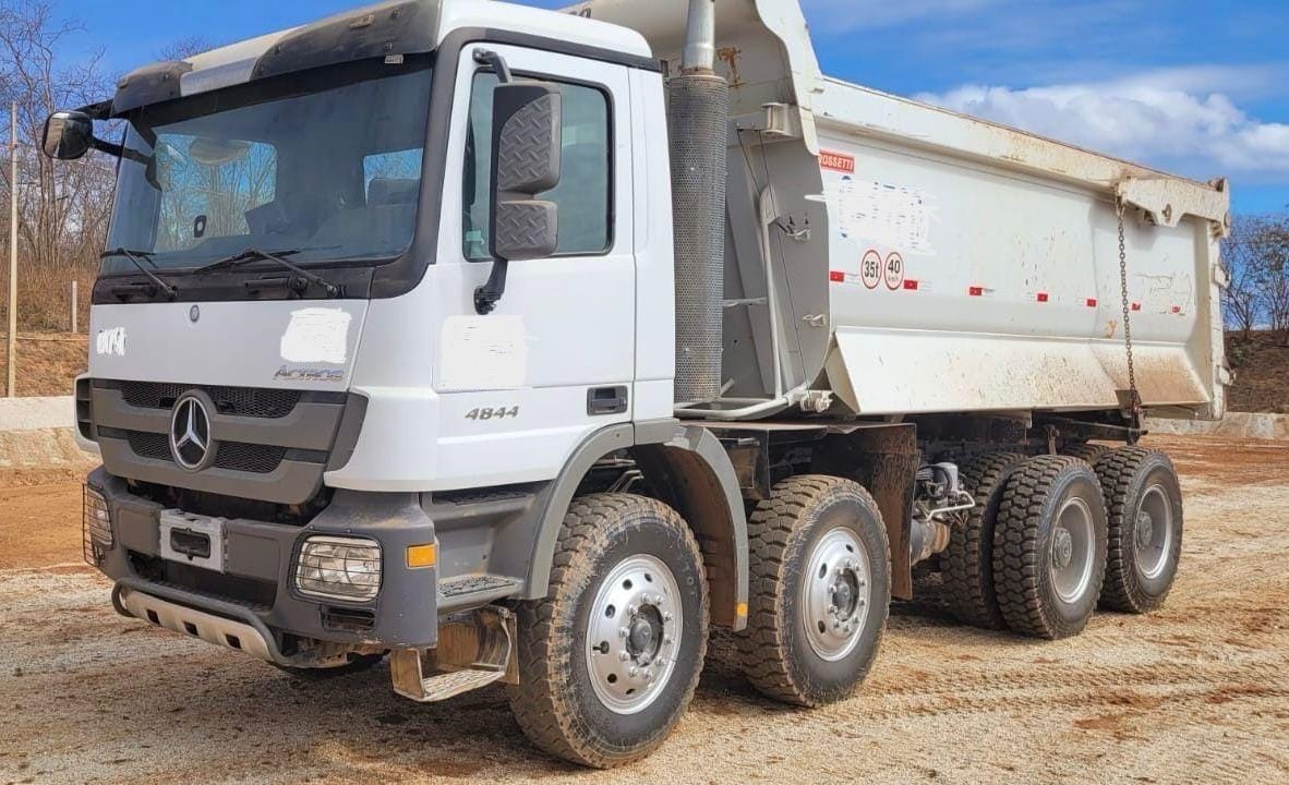 Caminhão Mercedes Benz Actros 4844 8X4 2019 - Imagem 1