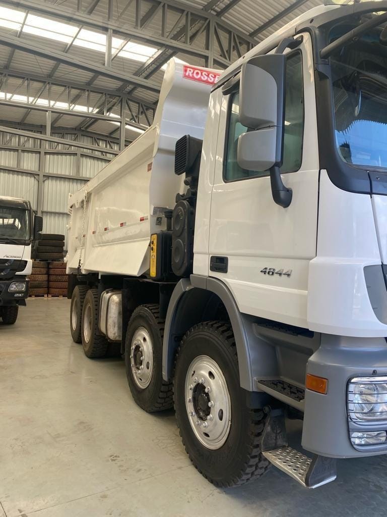 Caminhão Mercedes Benz Actros 4844 8X4 2018 - Imagem 1