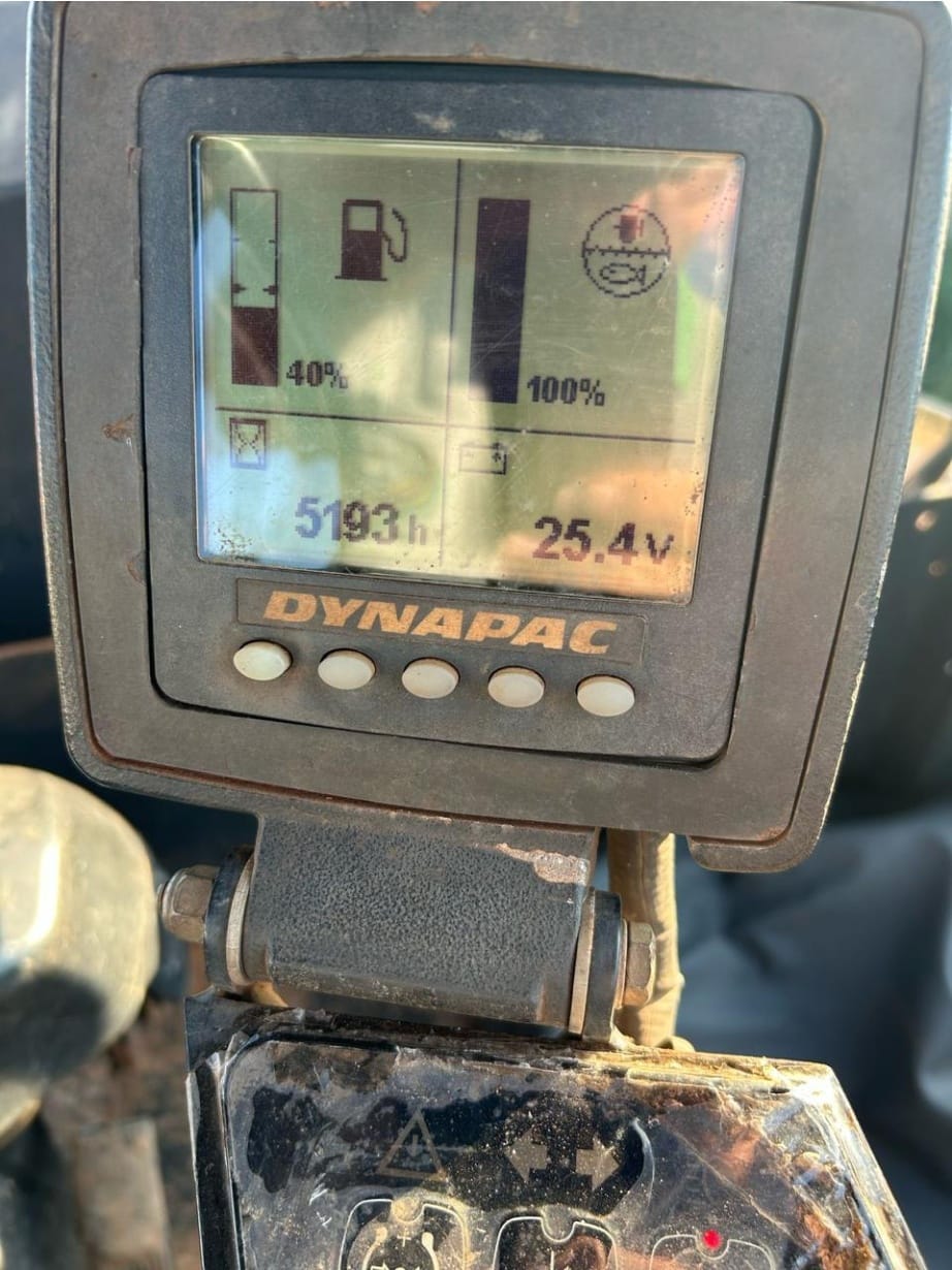 Rolo compactador Dynapac CP224 2013 - Imagem 3