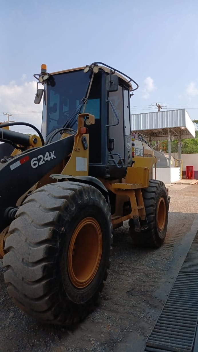 Pá Carregadeira John Deere 624K 2014 - Imagem 1