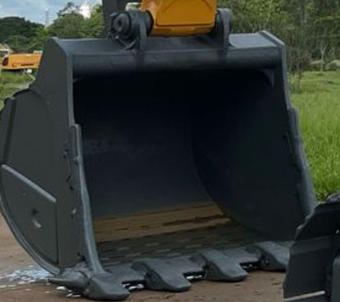 Escavadeira Liebherr R938 2021 - Imagem 2