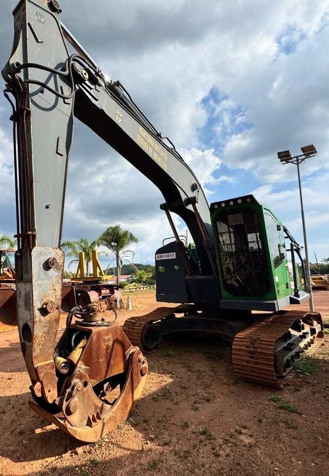 Harvesters John Deere 2144G 2017 - Imagem 2