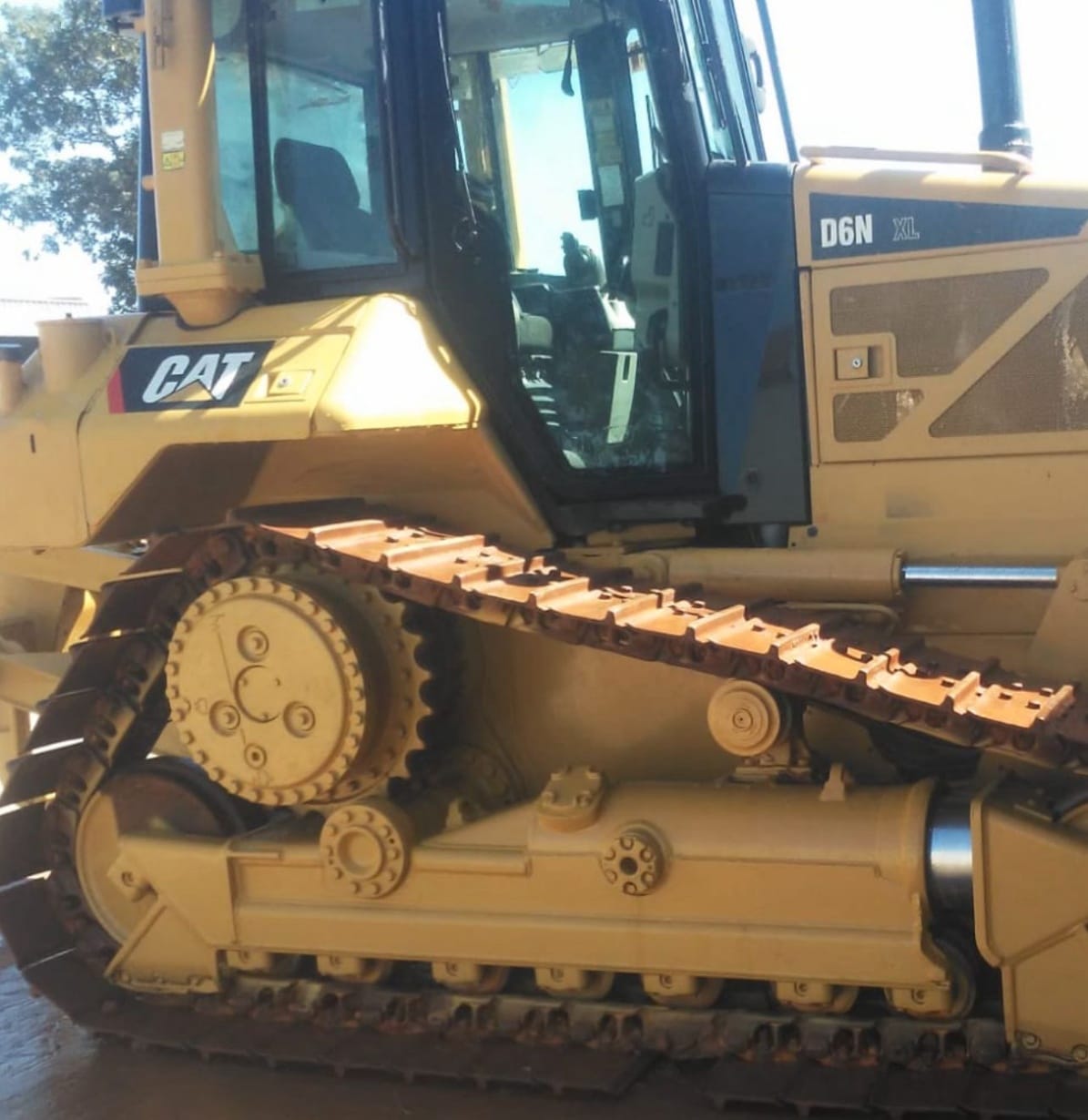 Trator de esteira Caterpillar D6N 2012 - Imagem 7