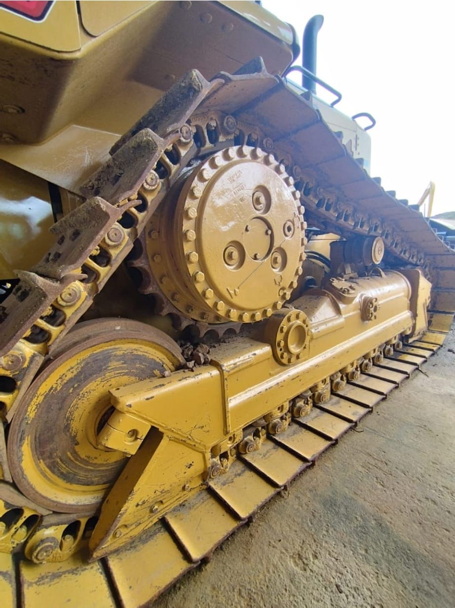 Trator de esteira Caterpillar D6N 2013 - Imagem 4