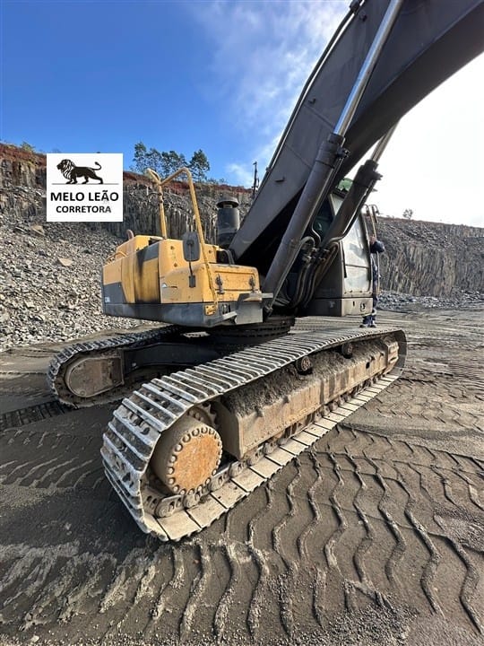 Escavadeira Volvo EC380DL 2015 - Imagem 4