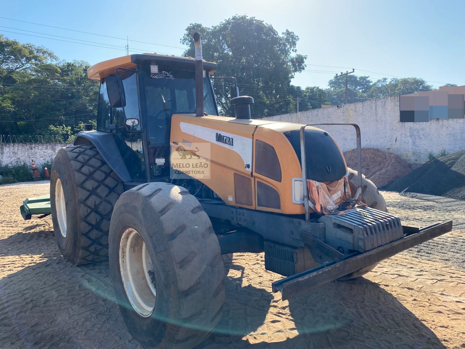 Trator agrícola Valtra BH 180 2012 - Imagem 4