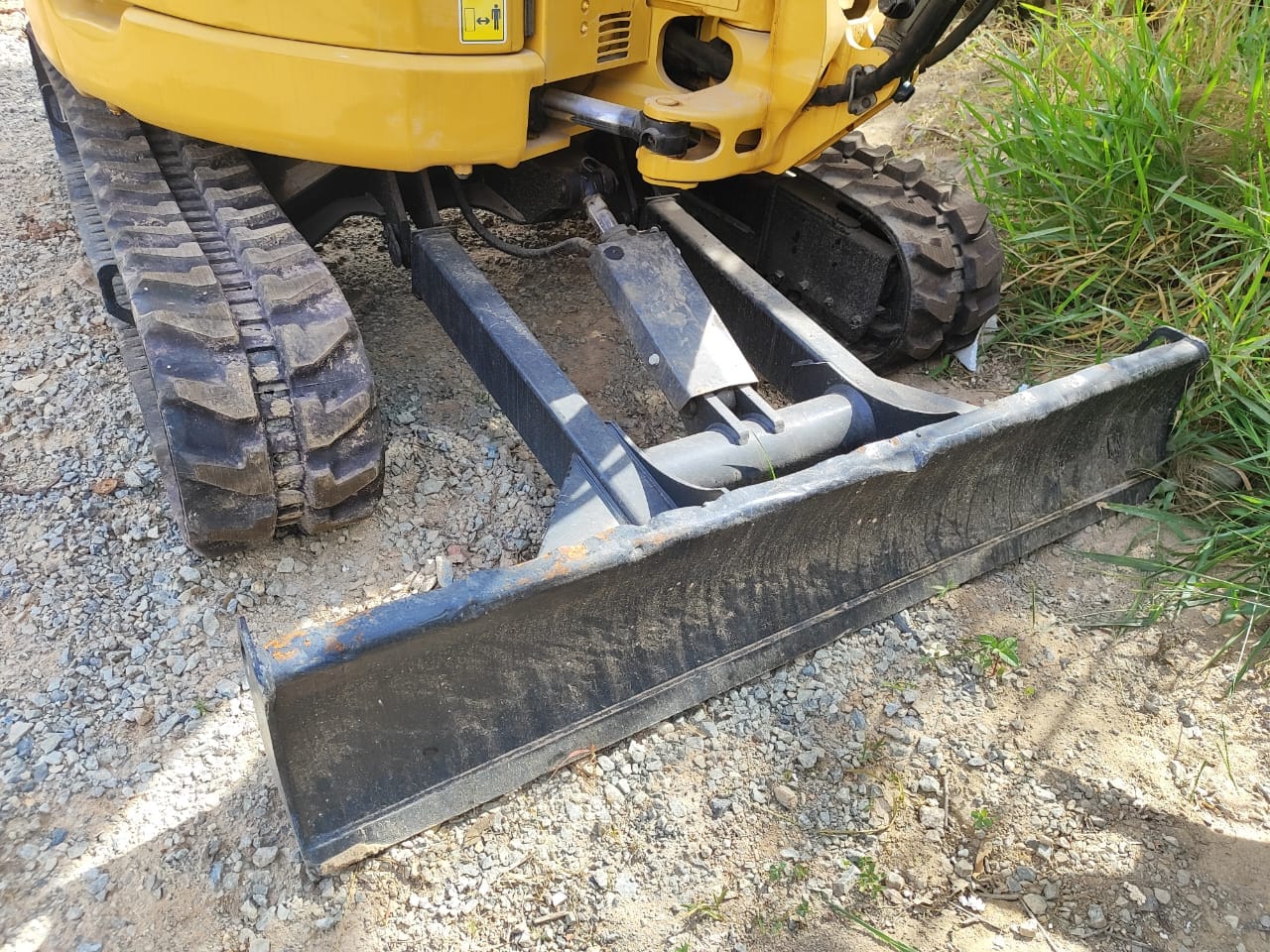 Mini Escavadeira Caterpillar 303.5E CR 2013 - Imagem 7