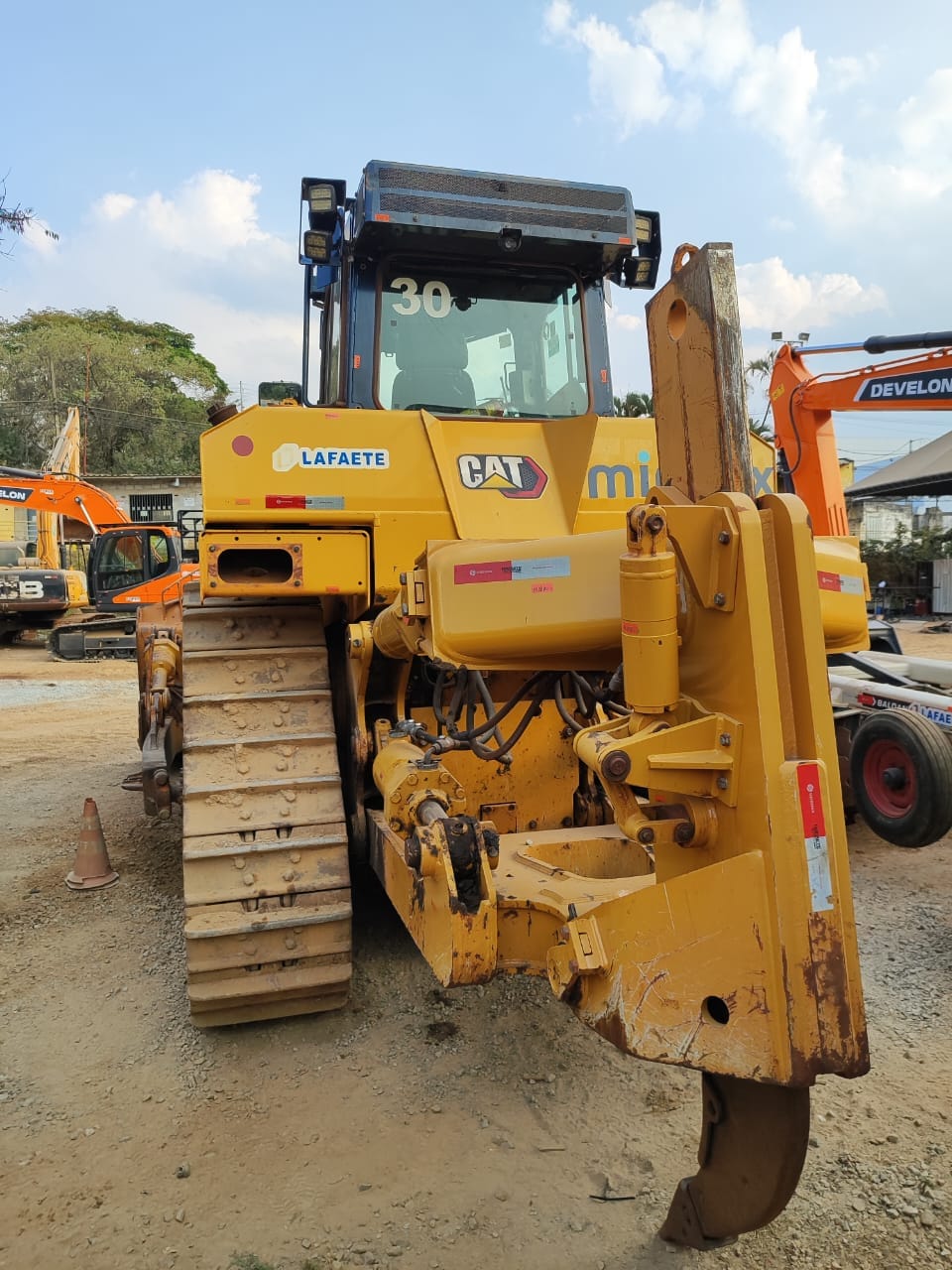 Trator de esteira Caterpillar D8T 2021 - Imagem 7