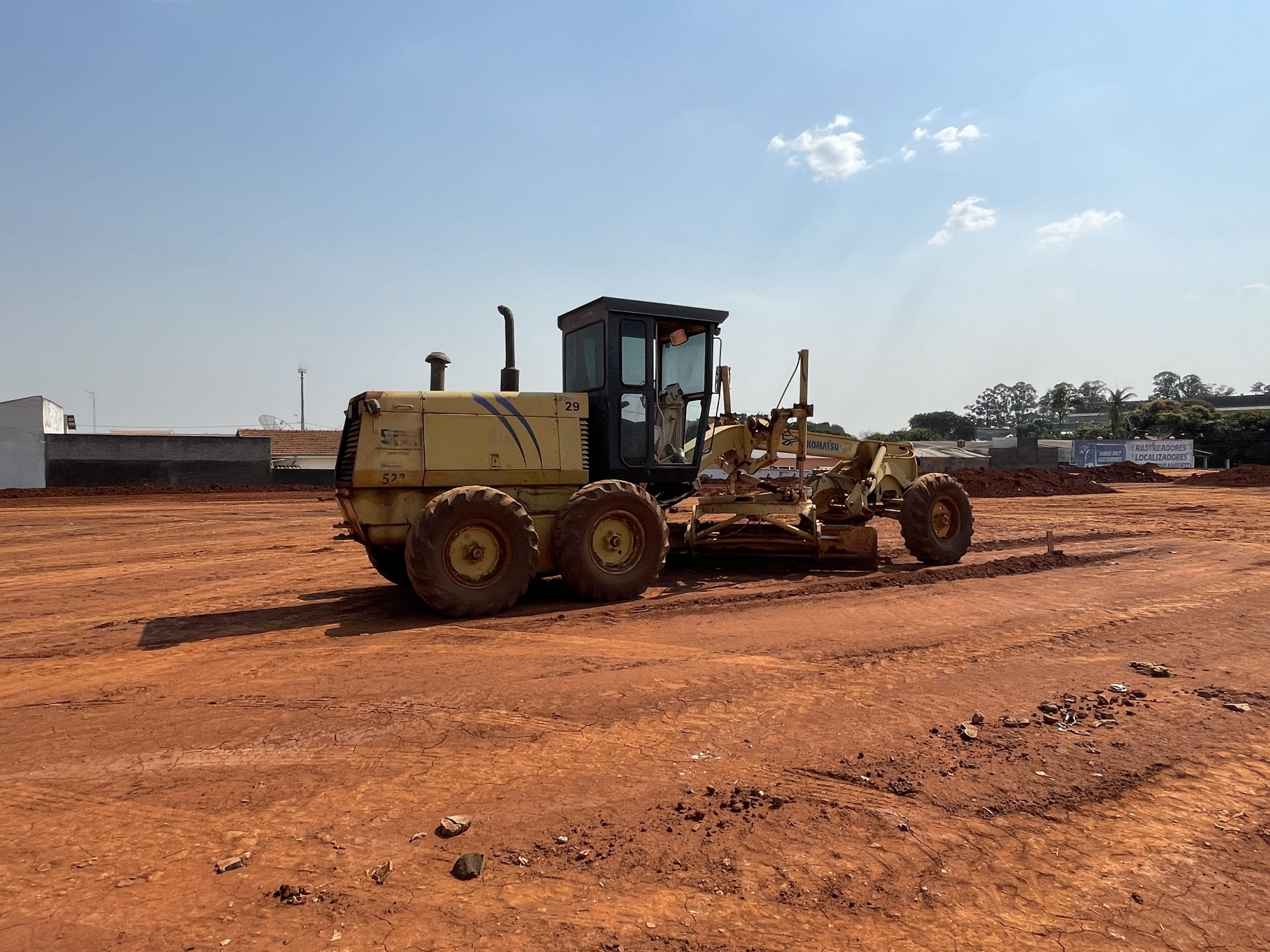Motoniveladora Komatsu GD523A 1993 - Imagem 5