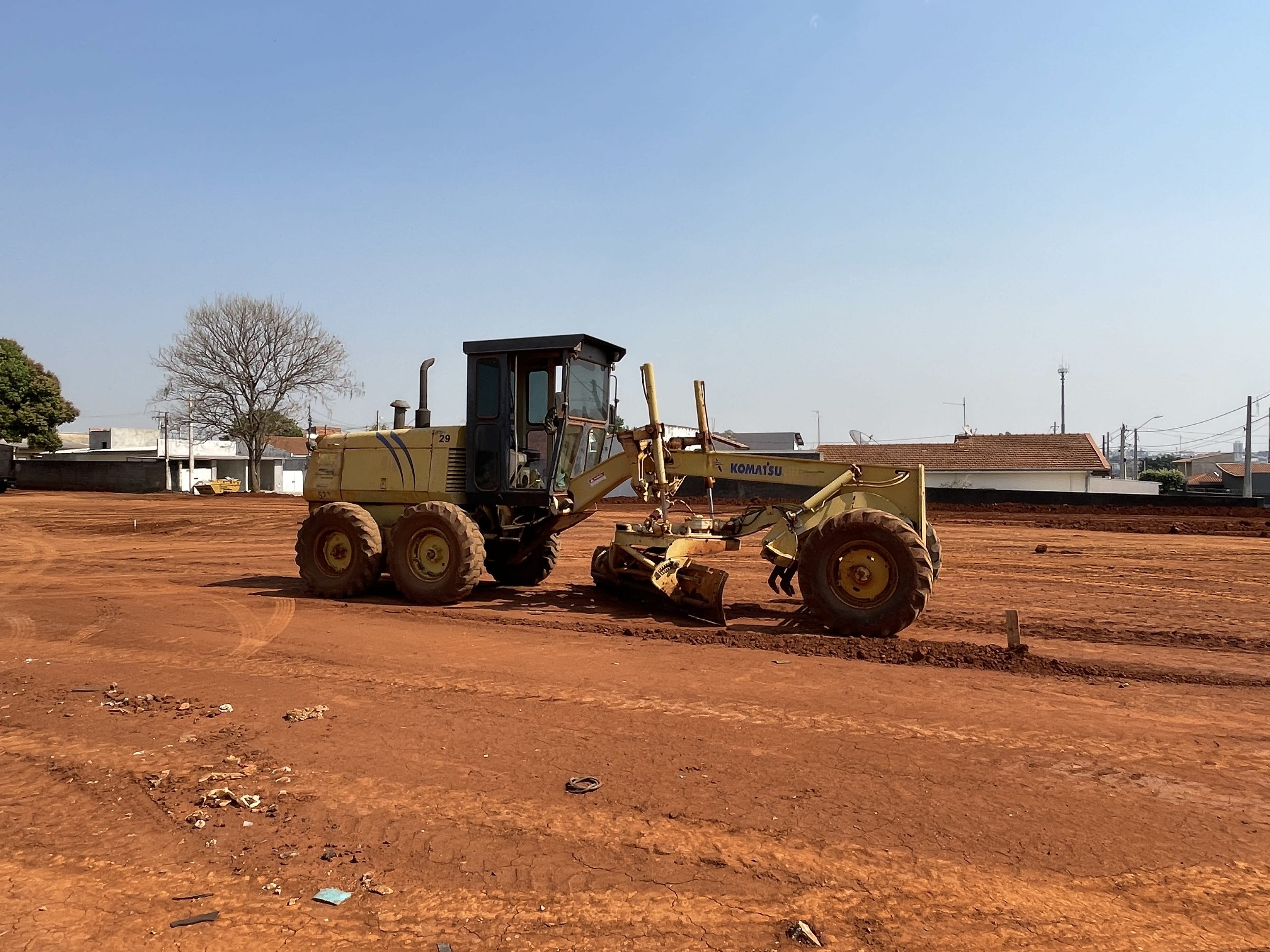 Motoniveladora Komatsu GD523A 1993 - Imagem 7
