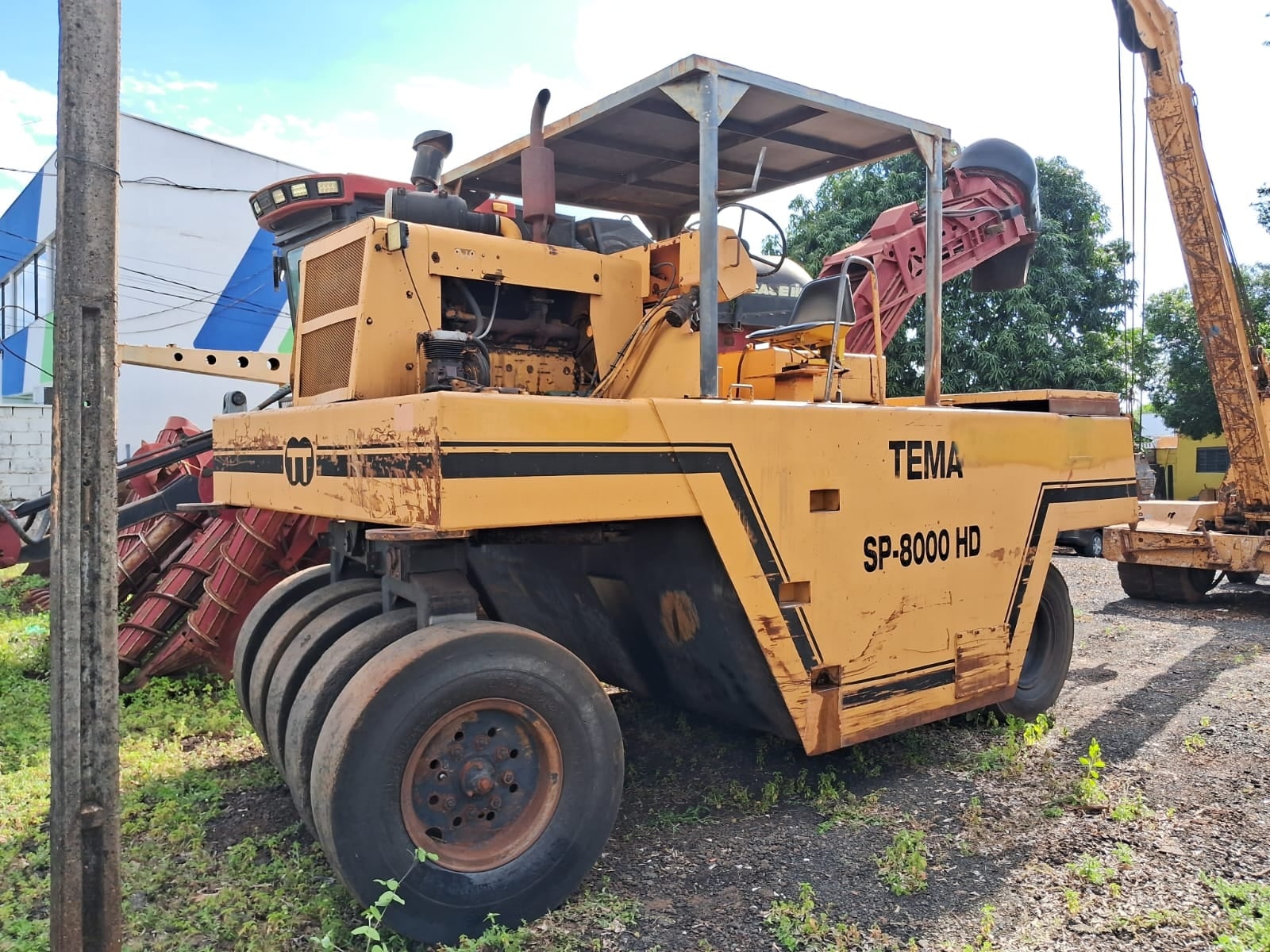 Rolo Compactador Tema terra SP8000 1986 - foto 1 de 4