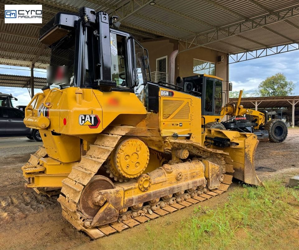 Trator de Esteira Caterpillar D6N XL 2013 - foto 1 de 8