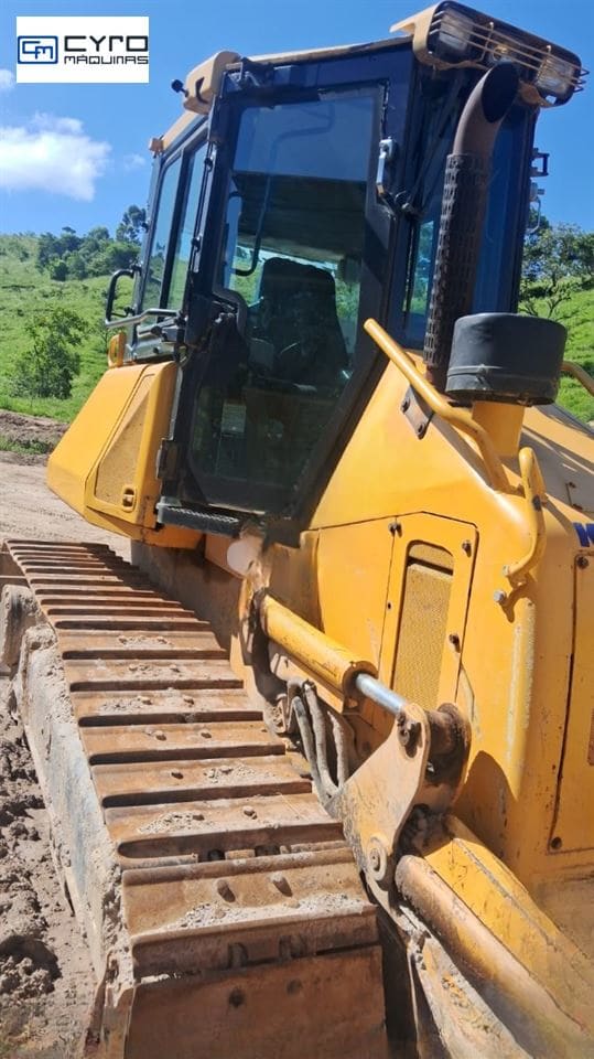 Trator de Esteira Komatsu D51-EX 2013 - foto 1 de 7