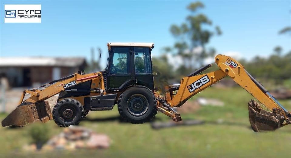 Retro Escavadeira JCB 3C 2012 - foto 1 de 7