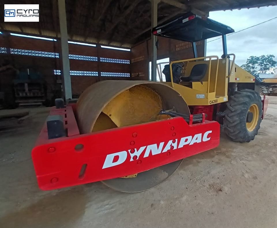 Rolo Compactador Dynapac CA260 2006 - foto 1 de 8