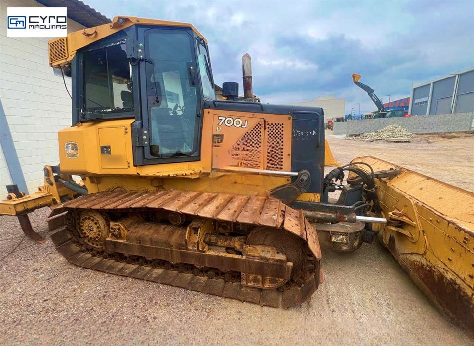 Trator de Esteira John Deere 700J 2016 - foto 1 de 8