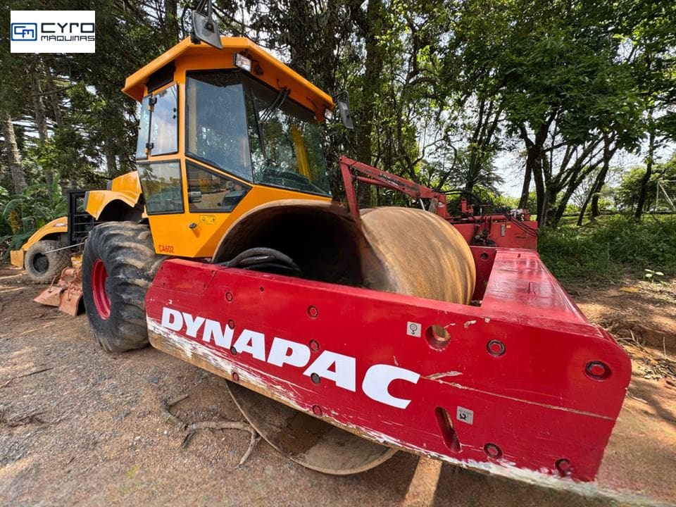 Rolo Compactador Dynapac CA602D 2008 - foto 1 de 6