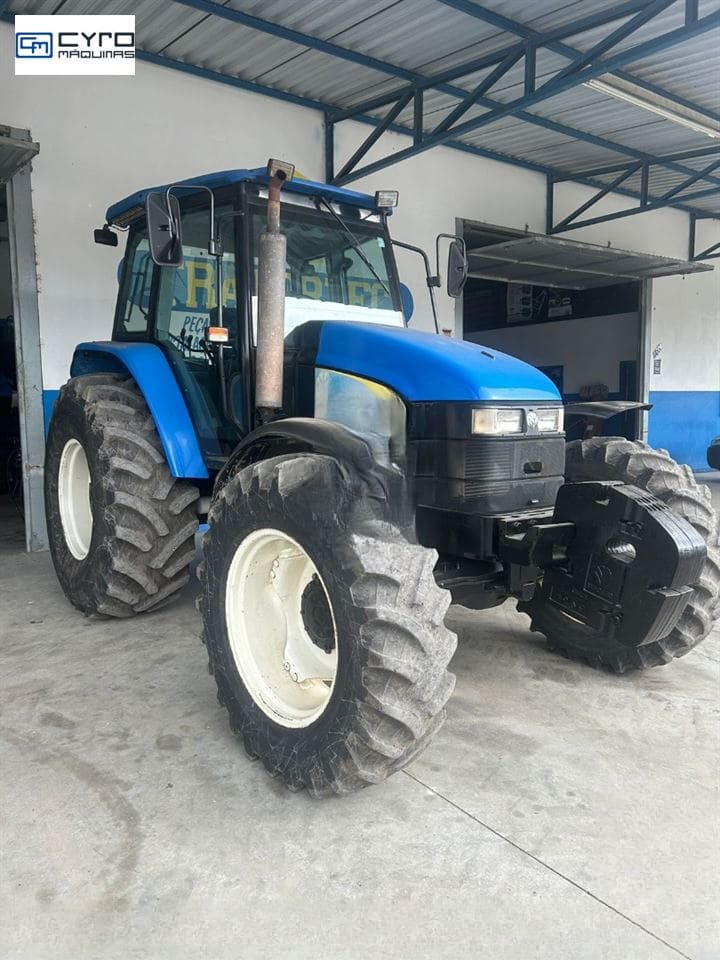 Trator Agrícola New Holland TS6020 2010 - foto 1 de 5