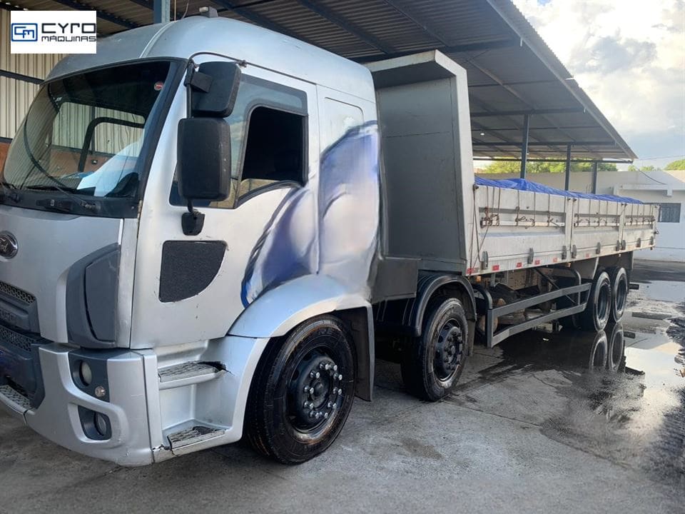Caminhão Ford CARGO 2429 E 6X2 Turbo 2p (diesel)(E5) 2013 - foto 1 de 7