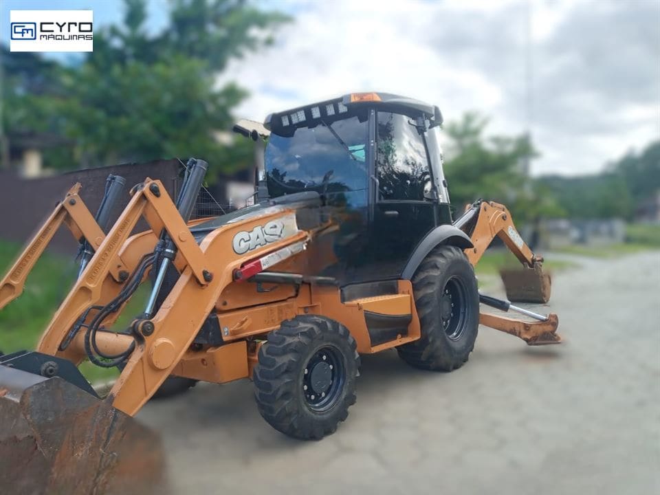 Retro Escavadeira Case 580N 2014 - foto 1 de 4