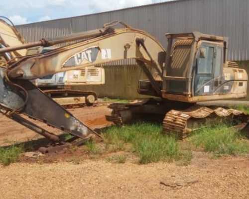 Escavadeira Caterpillar 320DL 15/15 - foto 1 de 2