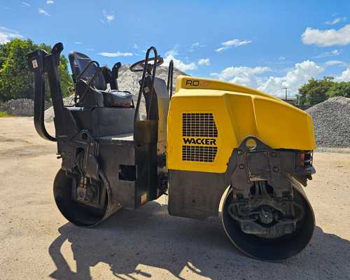 Rolo compactador Wacker Neuson RD27 08/08 - foto 1 de 5