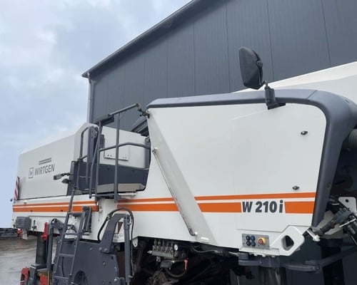 Fresadora de Asfalto Wirtgen W 200 I 13/13 - foto 1 de 1