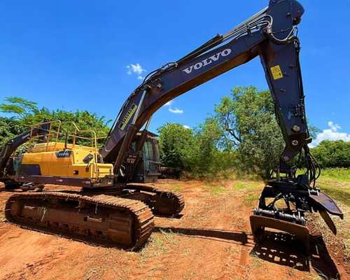 Escavadeira Florestal Volvo EC380DL 22/22 - foto 1 de 8