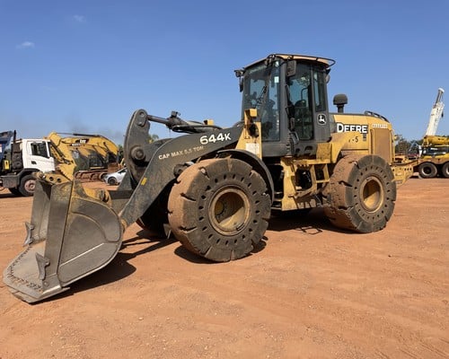 Pá carregadeira  John Deere 644K 16/16 - foto 1 de 20