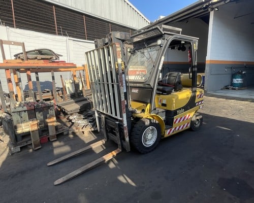 Empilhadeira Yale GLP 050VX 18/18 - foto 1 de 16