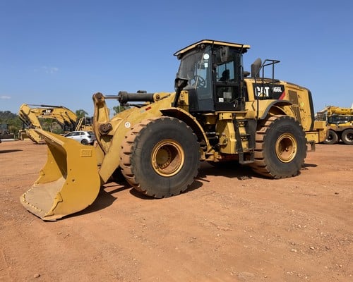 Pá carregadeira  Caterpillar  966L 18/18 - foto 1 de 13