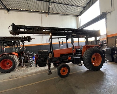 Trator Massey Ferguson 275 96/96 - foto 1 de 25