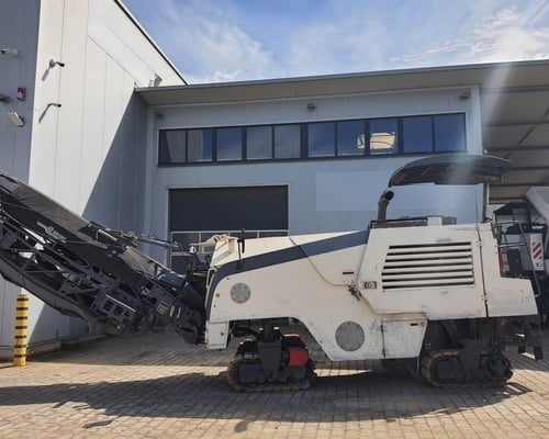 Fresadora de Asfalto Wirtgen W100F 07/07 - foto 1 de 19