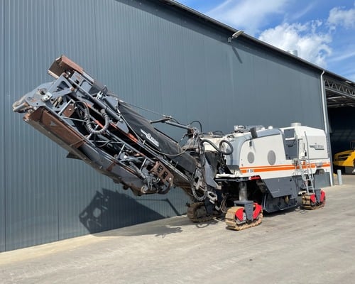 Fresadora de Asfalto Wirtgen Outros 12/12 - foto 1 de 14