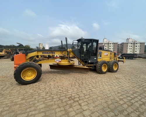 Motoniveladora Komatsu GD655 13/13 - foto 1 de 20