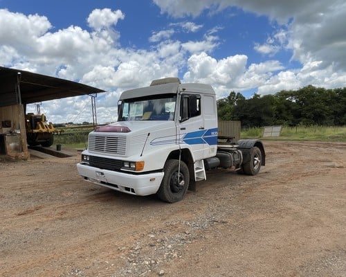 Cavalo Mecânico Mercedes Benz MB1935 97/97 - foto 1 de 20