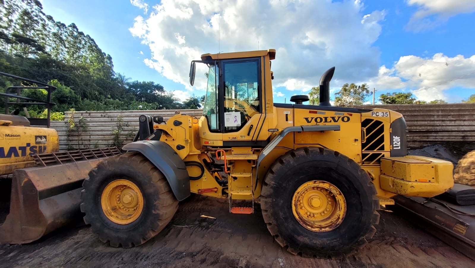 Pá Carregadeira Volvo L120F 2021 - foto 1 de 14