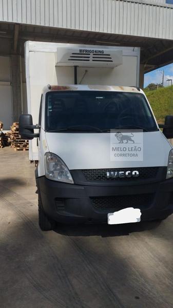 Caminhão Iveco Daily 35S14 2019 - foto 1 de 8