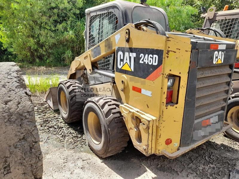 Mini Carregadeira Caterpillar 246D 2016 - foto 1 de 4