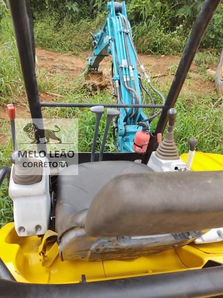 Mini Escavadeira Kubota U-30ZEPH 2014 - foto 1 de 10